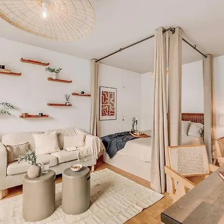 Marini - A Auteuil Apartment Paris