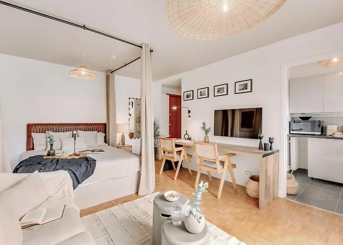 Marini - A Auteuil Parigi